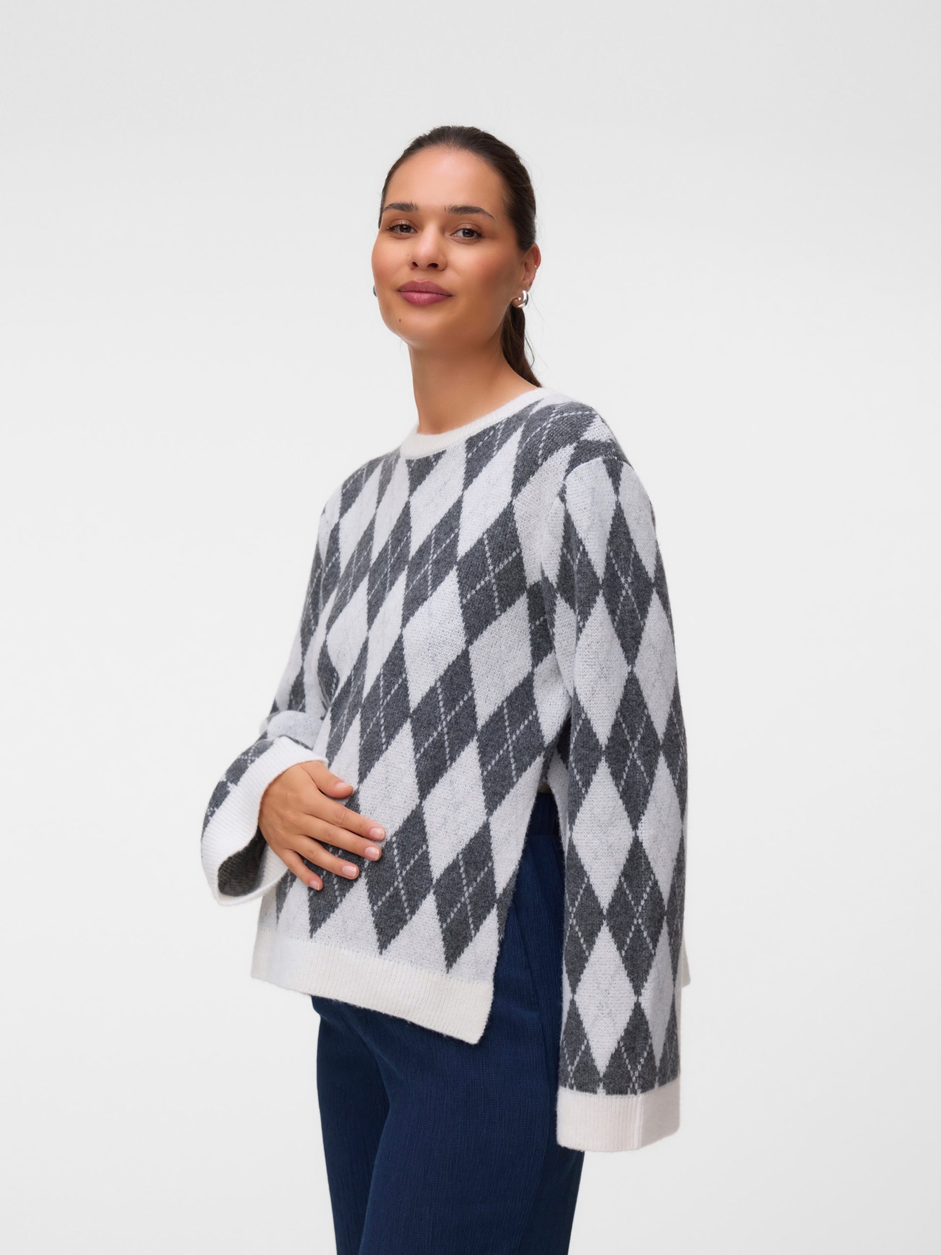 Image 404 Mamalicious Argyle Vita L/s Knit Top 2f - Image 1